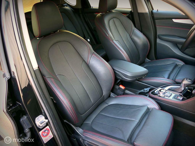 BMW 2 Serie Active Tourer 225XE Sport Line - leer - LED - 18 inch