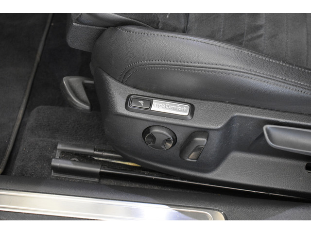 Volkswagen Passat GTE NW Model Zwarte hemel Disc pro Navi EL aklep Pano Leer Camera