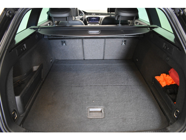 Volkswagen Passat GTE NW Model Zwarte hemel Disc pro Navi EL aklep Pano Leer Camera