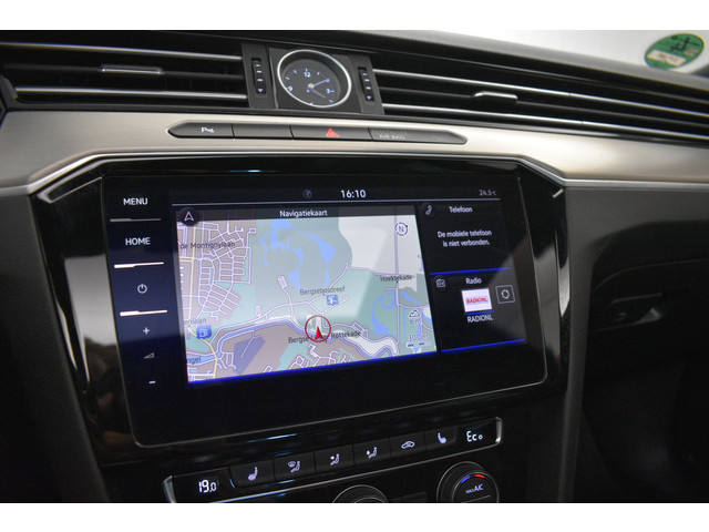 Volkswagen Passat GTE NW Model Zwarte hemel Disc pro Navi EL aklep Pano Leer Camera