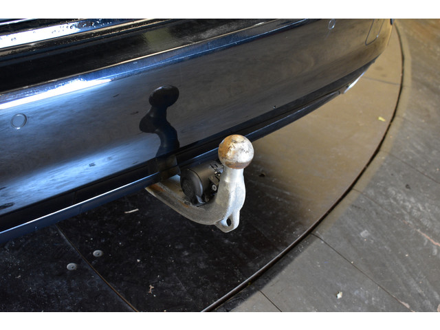 BMW 3 Serie 330e Plug-in Hyb 290PK M-Sport Vol Leder EL trekh+aKlep + LM Winterset