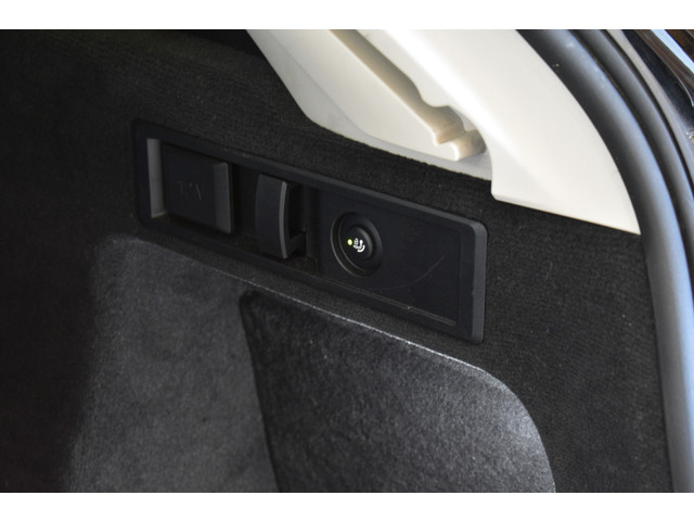 BMW 3 Serie 330e Plug-in Hyb 290PK M-Sport Vol Leder EL trekh+aKlep + LM Winterset