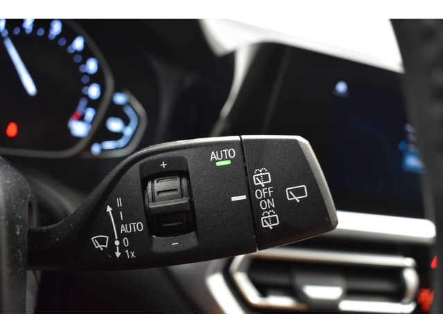 BMW 3 Serie 330e Plug-in Hyb 290PK M-Sport Vol Leder EL trekh+aKlep + LM Winterset