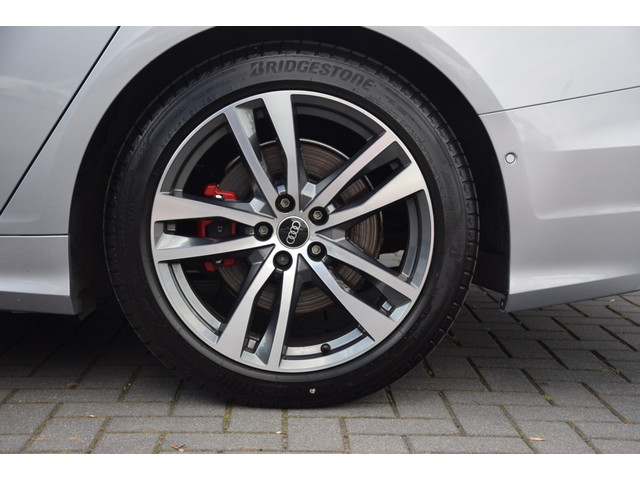Audi A6 Avant 55TFSIe quattro S-Line Camera Trekhaak 21 inch Navi LED