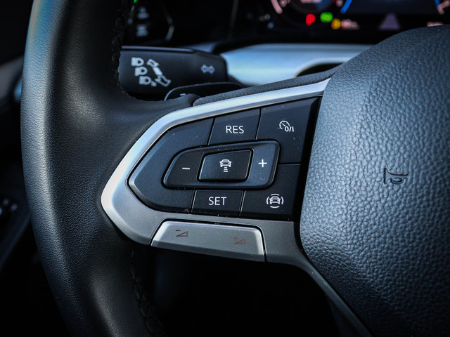 Volkswagen Golf 1.5 eTSI Life Business Nu 24.950,- !