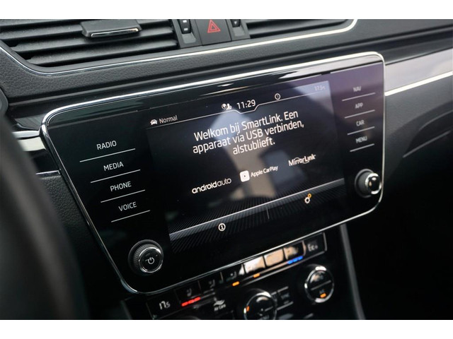 Skoda Superb Combi 1.4 TSI iV CAM LMV19 NAVI LEER VIRTU PANO
