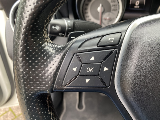 Mercedes-Benz CLA 220 CDI Ambition Automaat Navi