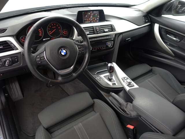 BMW 3 Serie 330e High Executive Aut- Sport Interieur, Xenon Led, Sfeerverlichting, Dynamic Select, Standkachel