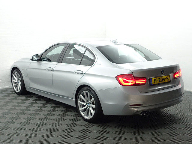 BMW 3 Serie 330e High Executive Aut- Sport Interieur, Xenon Led, Sfeerverlichting, Dynamic Select, Standkachel