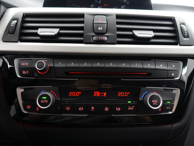 BMW 3 Serie 330e High Executive Aut- Sport Interieur, Xenon Led, Sfeerverlichting, Dynamic Select, Standkachel