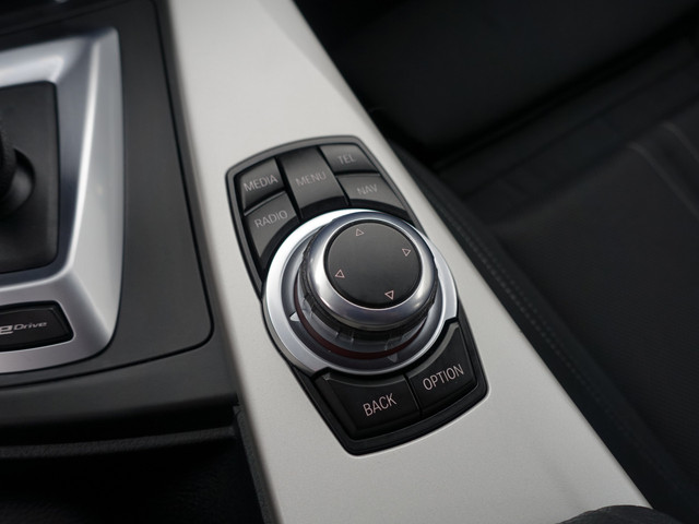 BMW 3 Serie 330e High Executive Aut- Sport Interieur, Xenon Led, Sfeerverlichting, Dynamic Select, Standkachel