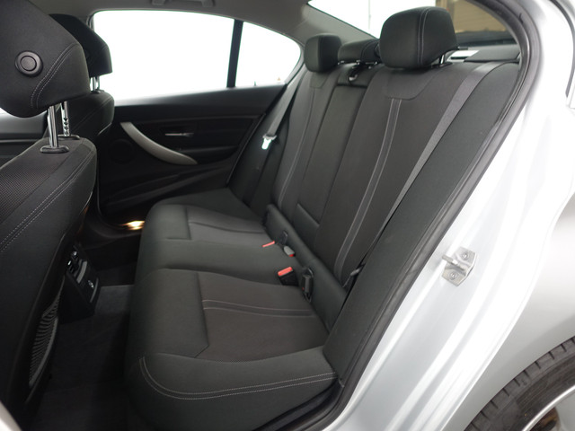 BMW 3 Serie 330e High Executive Aut- Sport Interieur, Xenon Led, Sfeerverlichting, Dynamic Select, Standkachel