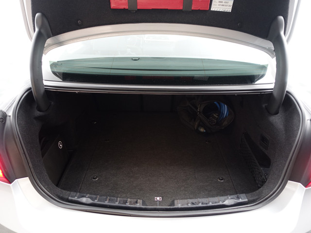 BMW 3 Serie 330e High Executive Aut- Sport Interieur, Xenon Led, Sfeerverlichting, Dynamic Select, Standkachel