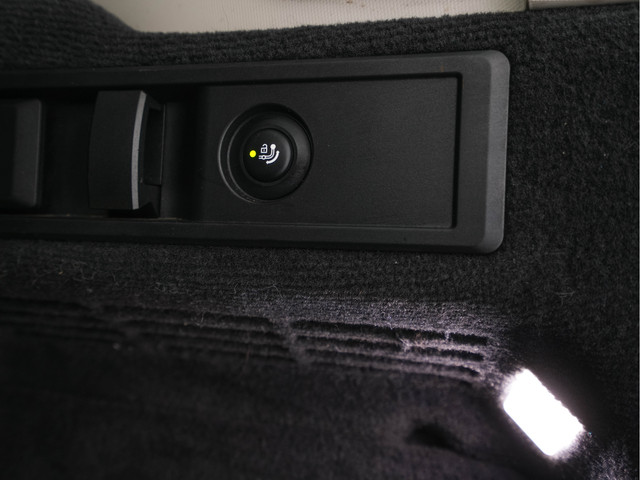 BMW 3 Serie Touring 330e Plug-In (INCL-BTW) *LUXURY-LEATHER | NAVI-FULLMAP | DIGI-COCKPIT | FULL-LED | DAB | ECC | PDC | ADAPTIVE-CRUISE |