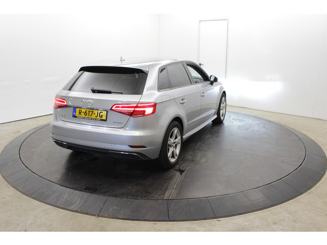 Audi A3 Sportback 1.4 e-tron PHEV Sport Cruise PDC Navi Stoelver.