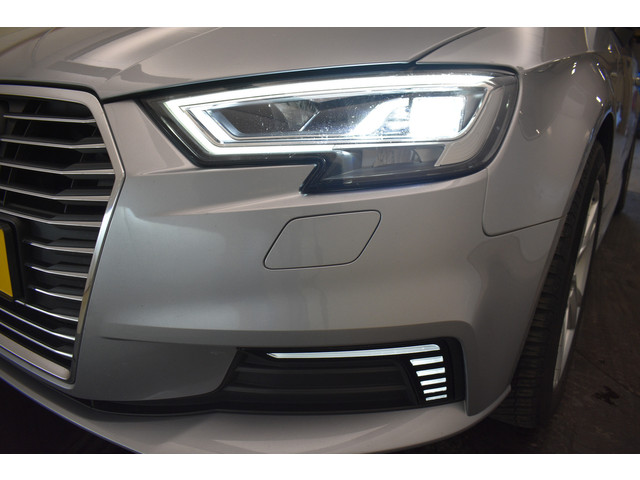 Audi A3 Sportback 1.4 e-tron PHEV Sport Cruise PDC Navi Stoelver.