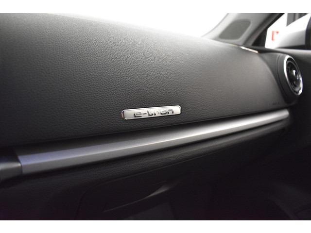 Audi A3 Sportback 1.4 e-tron PHEV Sport Cruise PDC Navi Stoelver.