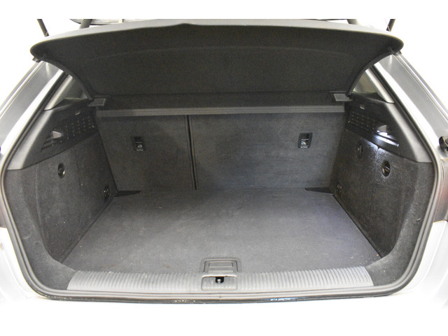 Audi A3 Sportback 1.4 e-tron PHEV Sport Cruise PDC Navi Stoelver.