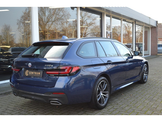 BMW 5 Serie 530e xDrive M-Sport Pano - Trekhaak - Full Option
