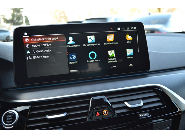 BMW 5 Serie 530e xDrive M-Sport Pano - Trekhaak - Full Option