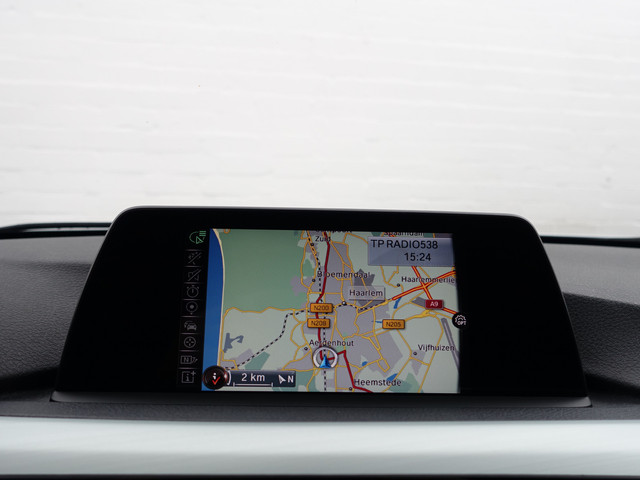 BMW 3 Serie 330e M Sport Aut- Schuifdak, Xenon Led, Park Assist, Sfeerverlichting, Leder Interieur, Navi pro