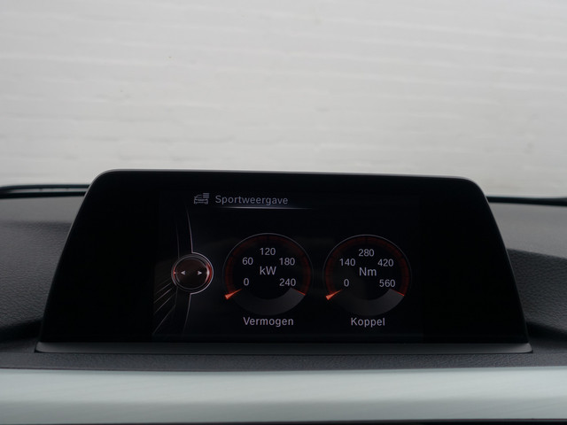 BMW 3 Serie 330e M Sport Aut- Schuifdak, Xenon Led, Park Assist, Sfeerverlichting, Leder Interieur, Navi pro