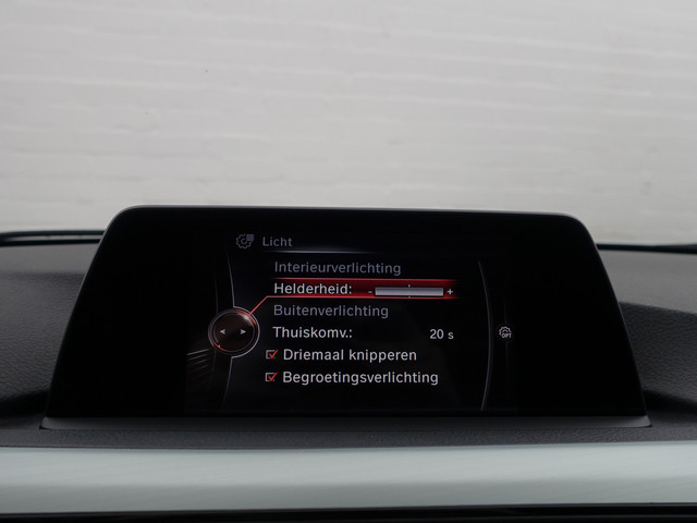 BMW 3 Serie 330e M Sport Aut- Schuifdak, Xenon Led, Park Assist, Sfeerverlichting, Leder Interieur, Navi pro