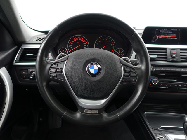 BMW 3 Serie 330e M Sport Aut- Schuifdak, Xenon Led, Park Assist, Sfeerverlichting, Leder Interieur, Navi pro