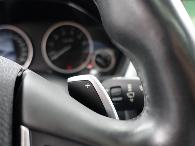 BMW 3 Serie 330e M Sport Aut- Schuifdak, Xenon Led, Park Assist, Sfeerverlichting, Leder Interieur, Navi pro