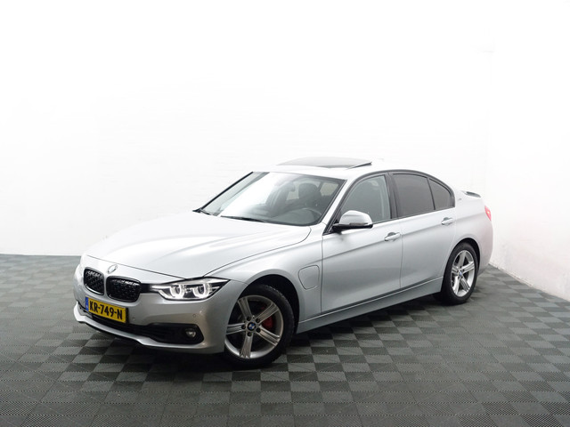 BMW 3 Serie 330e M Sport Aut- Schuifdak, Xenon Led, Park Assist, Sfeerverlichting, Leder Interieur, Navi pro