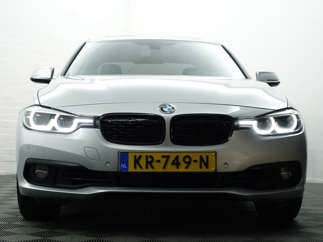 BMW 3 Serie 330e M Sport Aut- Schuifdak, Xenon Led, Park Assist, Sfeerverlichting, Leder Interieur, Navi pro
