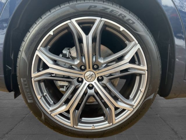 Maserati Levante 2.0 Hybrid GT 330 PK ACC Panoramadak 21 Inch Matrix LED 360 Camera Memory