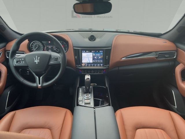 Maserati Levante 2.0 Hybrid GT 330 PK ACC Panoramadak 21 Inch Matrix LED 360 Camera Memory