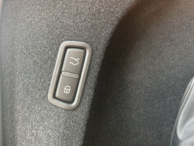 Maserati Levante 2.0 Hybrid GT 330 PK ACC Panoramadak 21 Inch Matrix LED 360 Camera Memory