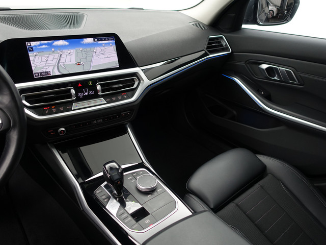 BMW 3 Serie 330e M Sport Aut- Schuifdak, Sfeerverlichting, Xenon Led, Park Assist