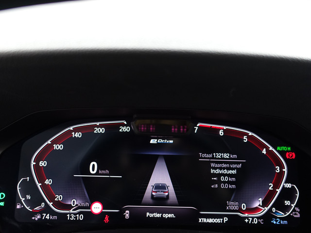 BMW 3 Serie 330e M Sport Aut- Schuifdak, Sfeerverlichting, Xenon Led, Park Assist