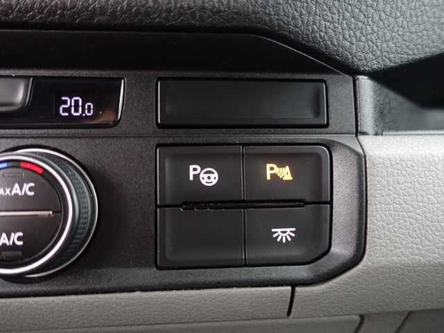 Volkswagen Crafter 35 2.0 TDI Euro 6 L3H3 Highline- 3 Pers, Ada Cruise, Camera, Park Assist, Park Pilot, Carplay, Comfort Interieur