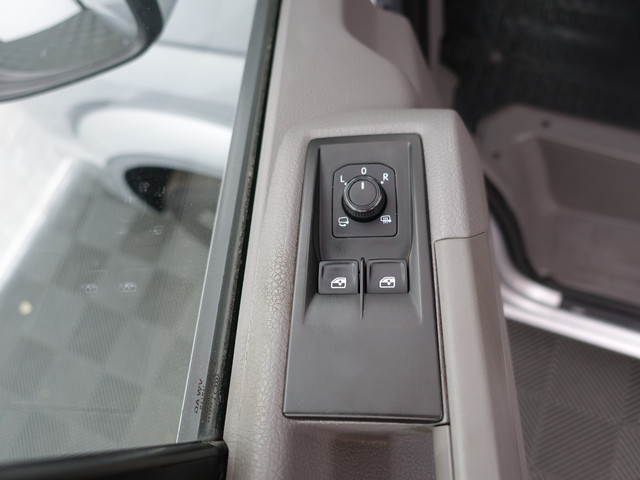 Volkswagen Crafter 35 2.0 TDI Euro 6 L3H3 Highline- 3 Pers, Ada Cruise, Camera, Park Assist, Park Pilot, Carplay, Comfort Interieur