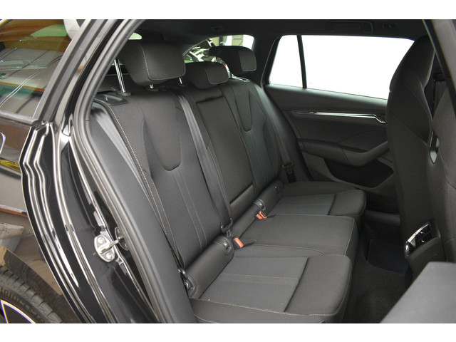 Skoda Octavia iV Sportline ZW Hemel elRS Seats Camera Virtual EL AKlep Dodeh detec