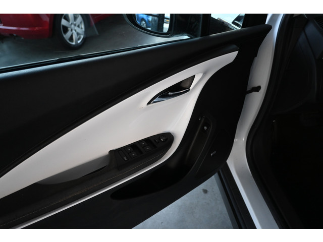 Chevrolet Volt 1.4 LTZ Navigatie Airco Cruise control PDC Lederen Stoelverwarming Inruil Mogelijk!