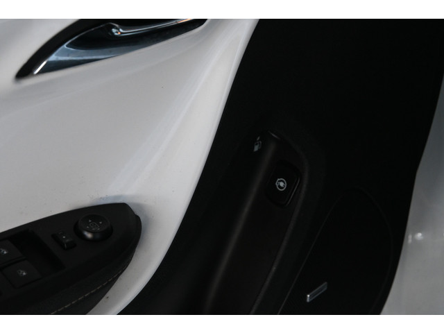 Chevrolet Volt 1.4 LTZ Navigatie Airco Cruise control PDC Lederen Stoelverwarming Inruil Mogelijk!