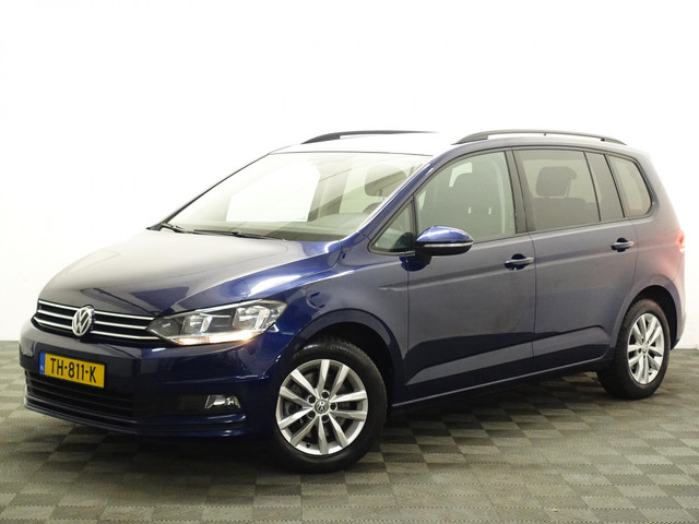 volkswagen-touran-1.2-tsi-highline--7-pers--carplay--park-assist--navi--clima--cruise-crtl