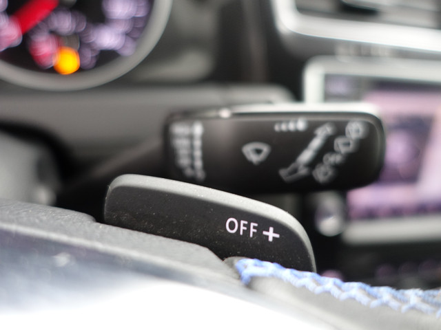 Volkswagen Golf 1.4 TSI GTE Highline Aut- Stoelmassage, Xenon Led, Park Assist, Elek Trekhaak, Leder Interieur, Navi, Clima