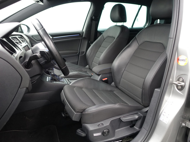 Volkswagen Golf 1.4 TSI GTE Highline Aut- Stoelmassage, Xenon Led, Park Assist, Elek Trekhaak, Leder Interieur, Navi, Clima