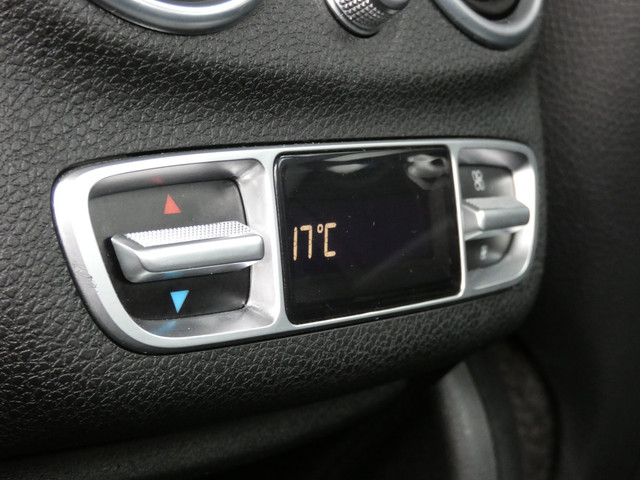 Mercedes-Benz C-Klasse 350 e Lease Edition Leder | Sportstoelen | Navigatie | Elektrische achterklep