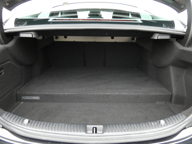 Mercedes-Benz C-Klasse 350 e Lease Edition Leder | Sportstoelen | Navigatie | Elektrische achterklep