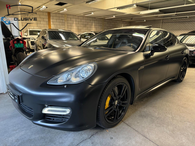 Porsche Panamera 4.8 Turbo S Ceramic Burmester Chrono 551PK Alcantara