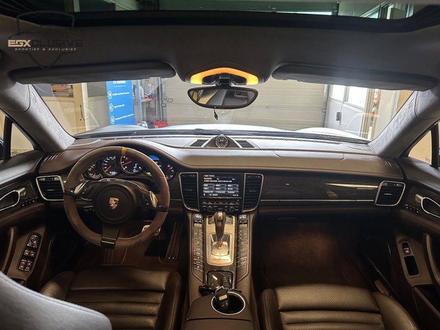 Porsche Panamera 4.8 Turbo S Ceramic Burmester Chrono 551PK Alcantara