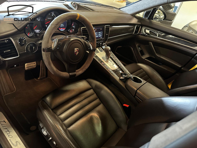 Porsche Panamera 4.8 Turbo S Ceramic Burmester Chrono 551PK Alcantara