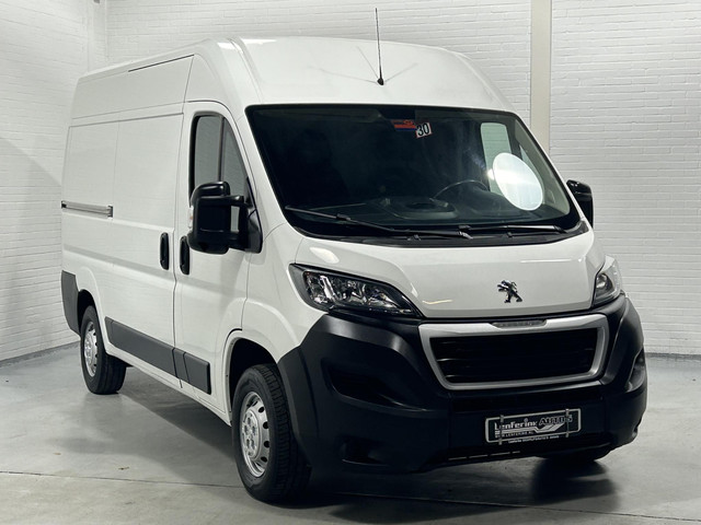 peugeot-boxer-2.0-bluehdi-130-pk-l2h2-premium-airco-cruise-control--laadruimte-pakket--multistuur--3-zits